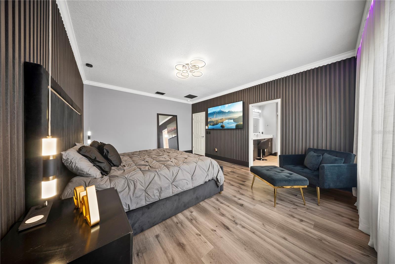 Image 42 of 56 For 9453 Prince Harry Drive