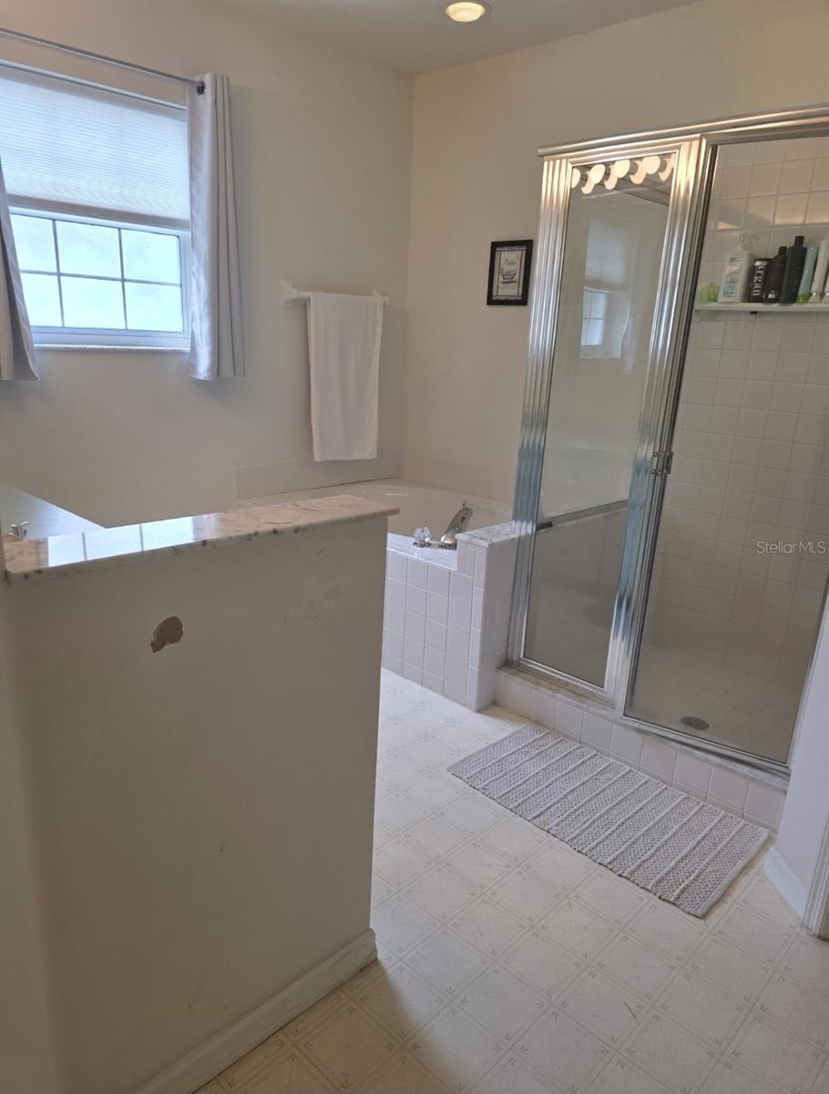 Image 16 of 27 For 10137 192nd Circle