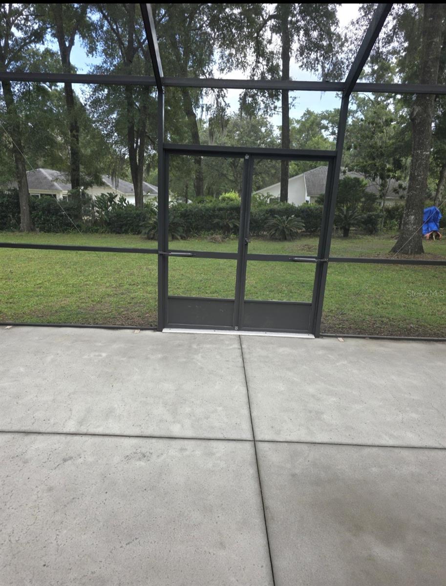 Image 22 of 27 For 10137 192nd Circle