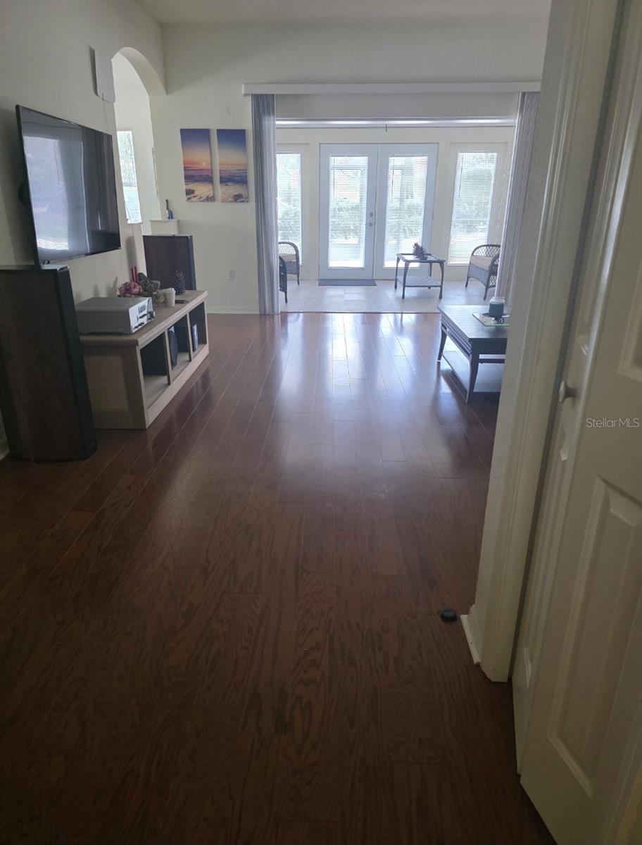 Image 3 of 27 For 10137 192nd Circle