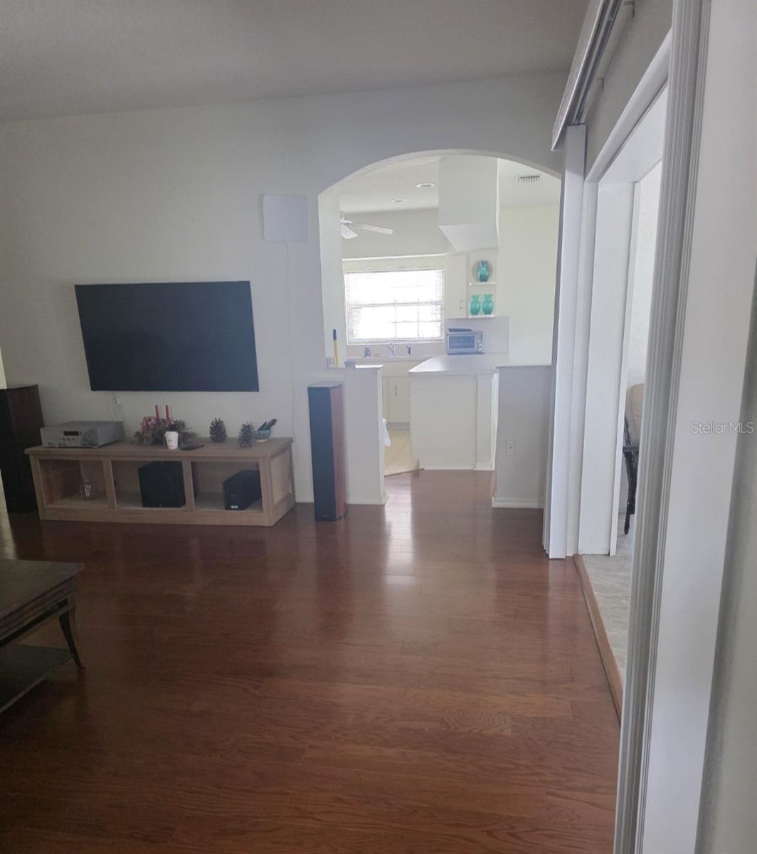 Image 6 of 27 For 10137 192nd Circle