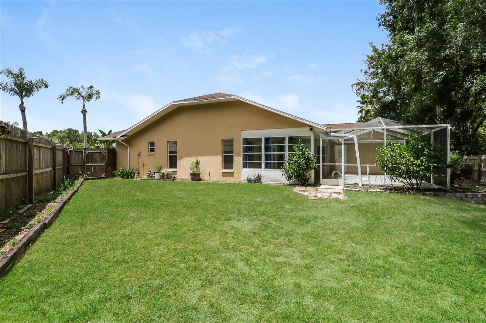 Image 20 of 21 For 8461 Red Roe Drive