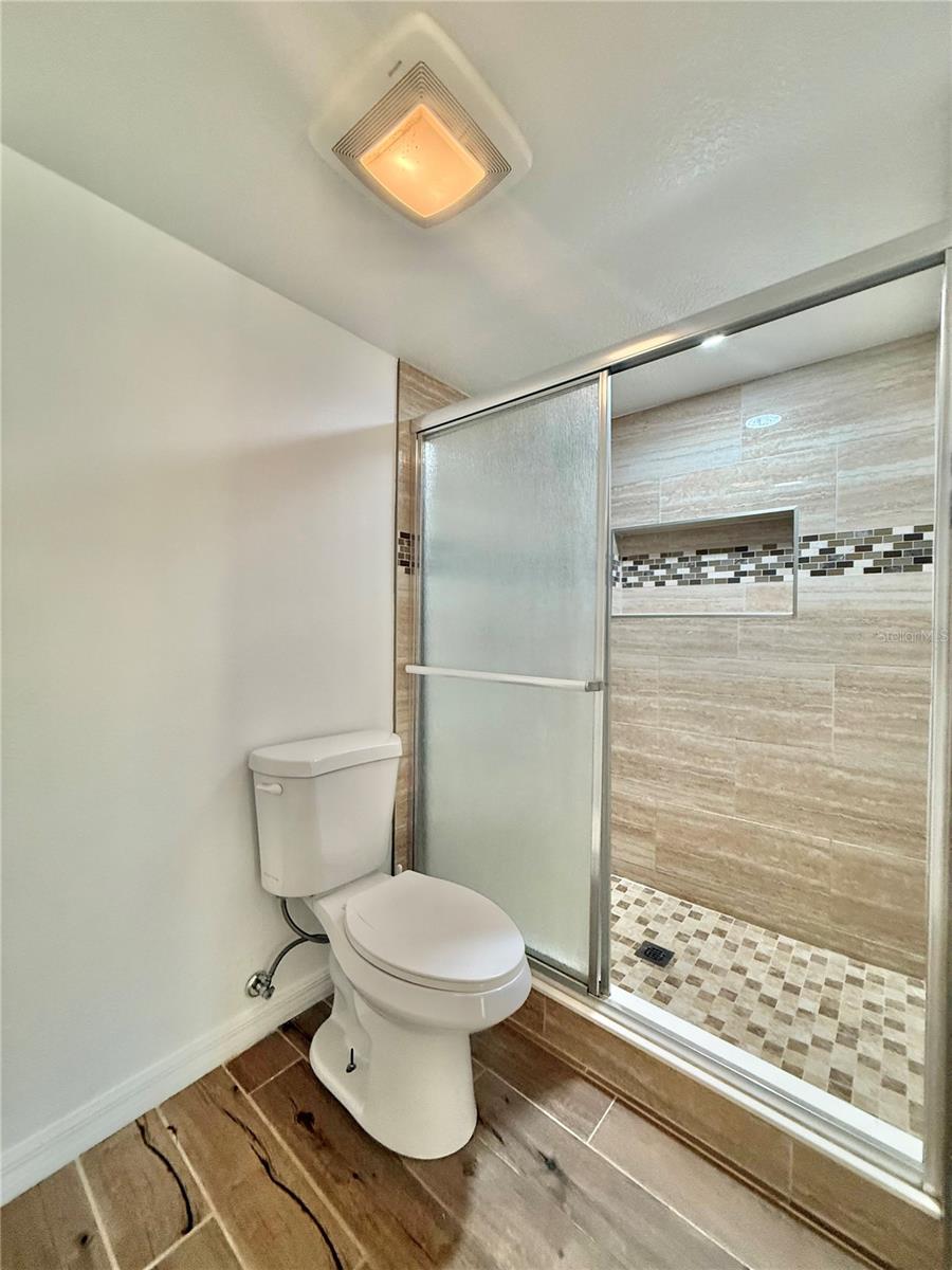 Image 12 of 16 For 1051 Highland Street 4b