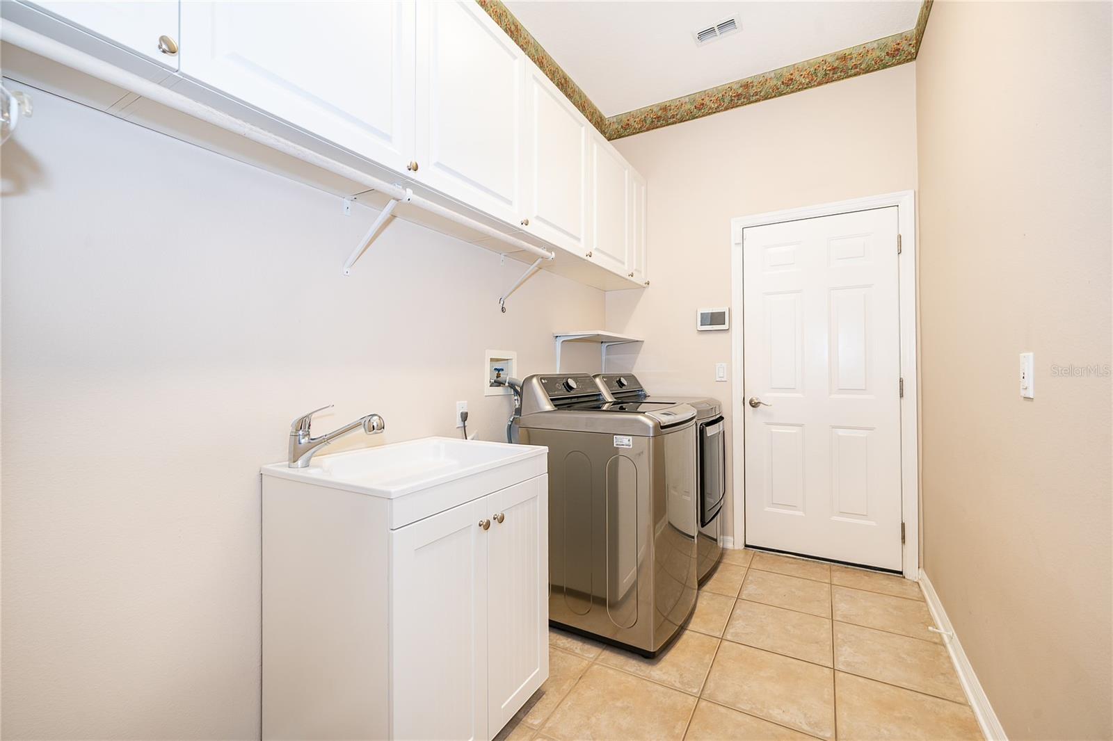 Image 31 of 46 For 721 Hupa Court