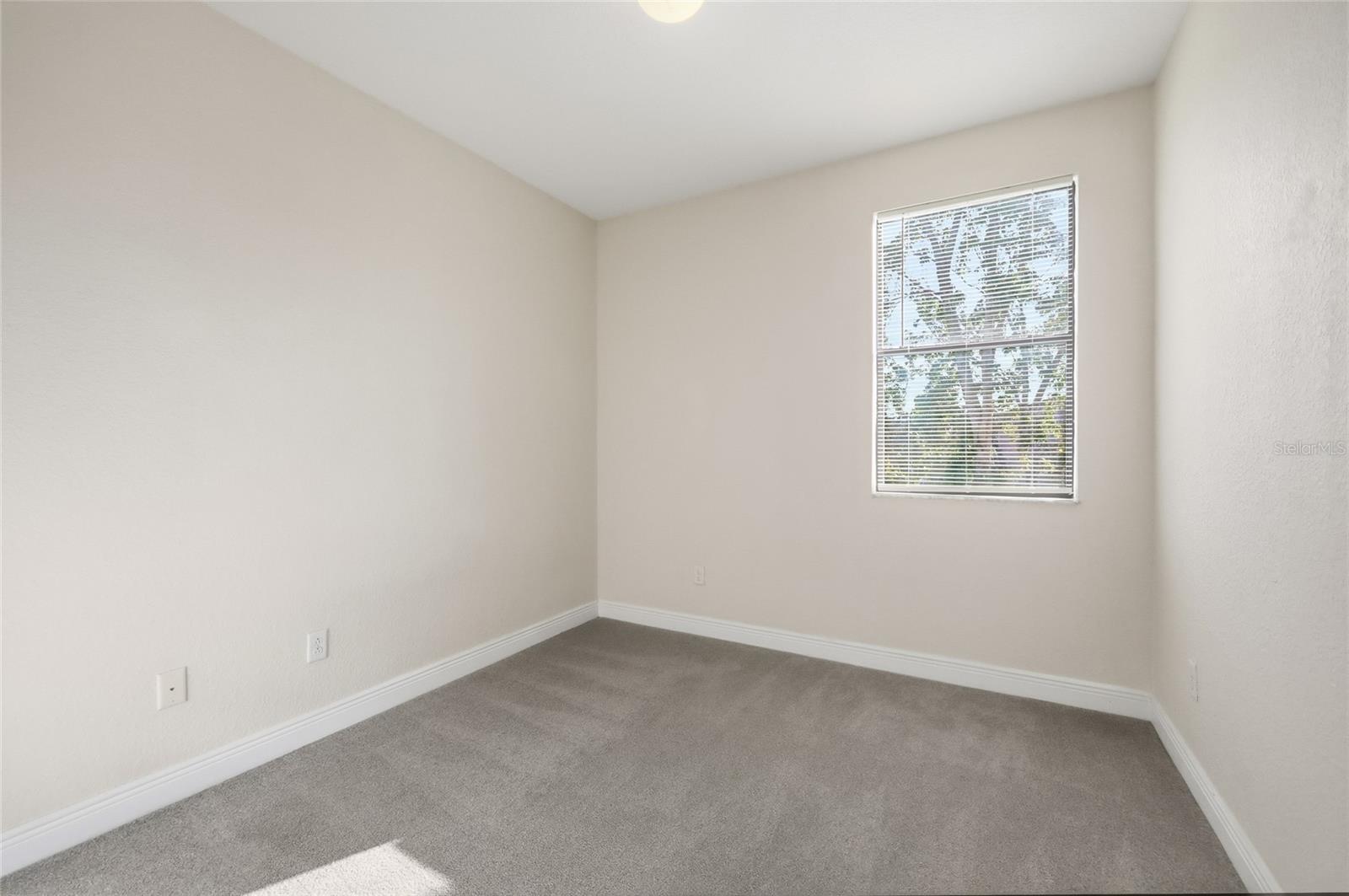 Image 22 of 37 For 8057 Prestbury Drive