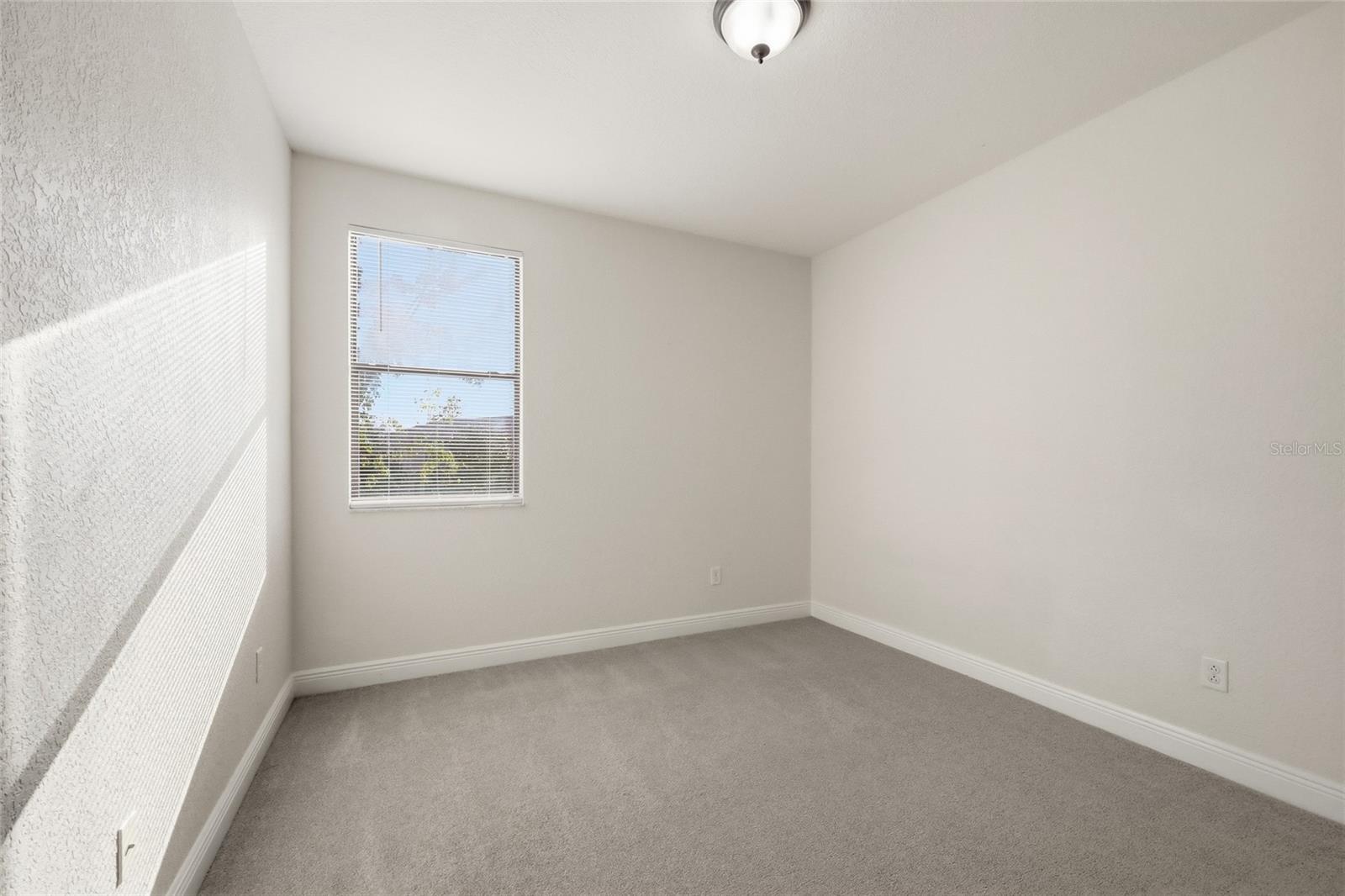 Image 24 of 37 For 8057 Prestbury Drive