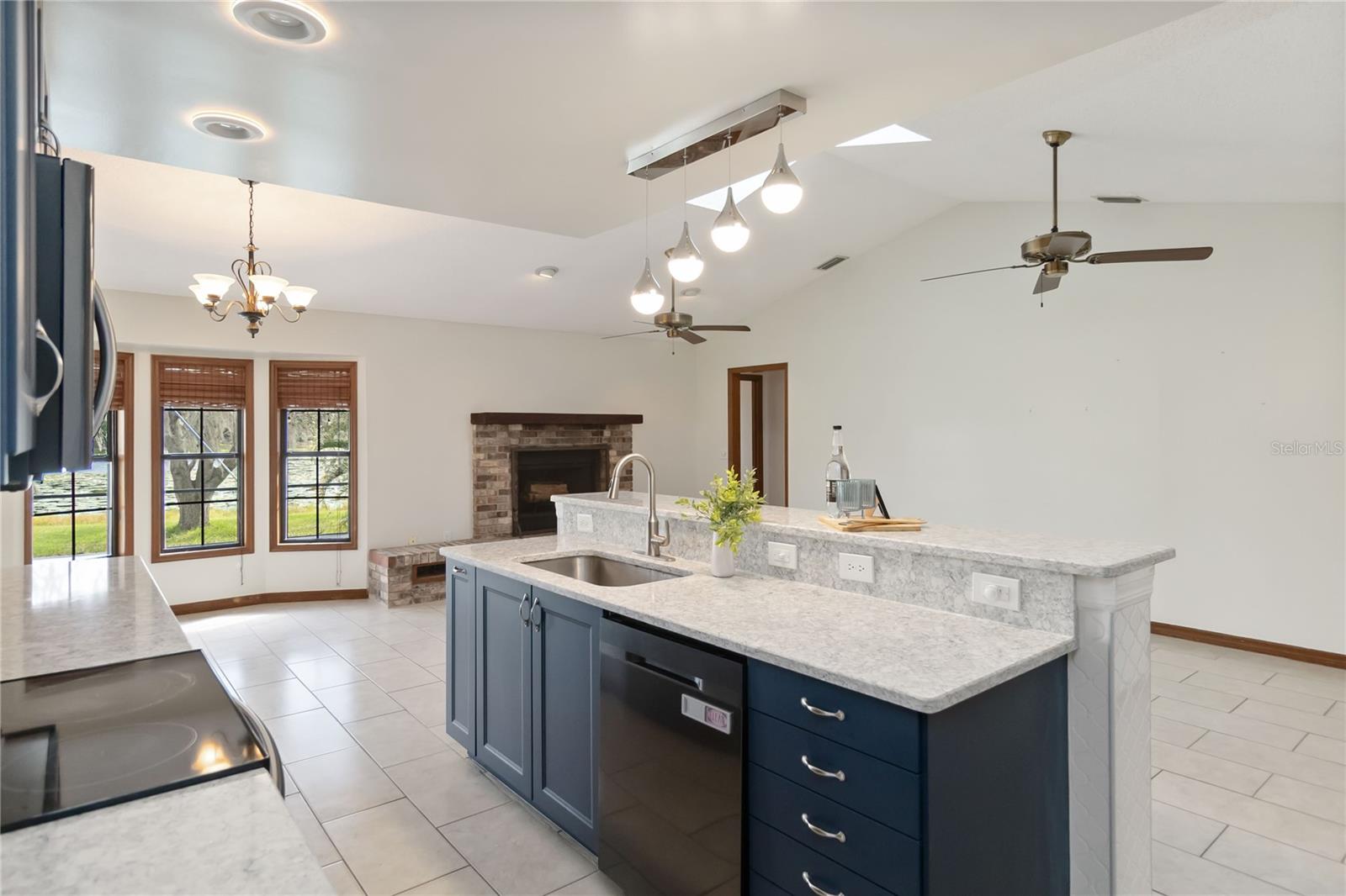 Image 11 of 34 For 2375 Salem Drive