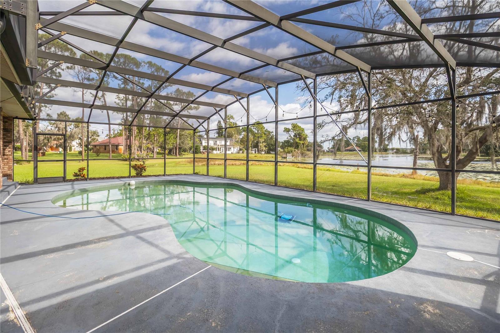 Image 28 of 34 For 2375 Salem Drive