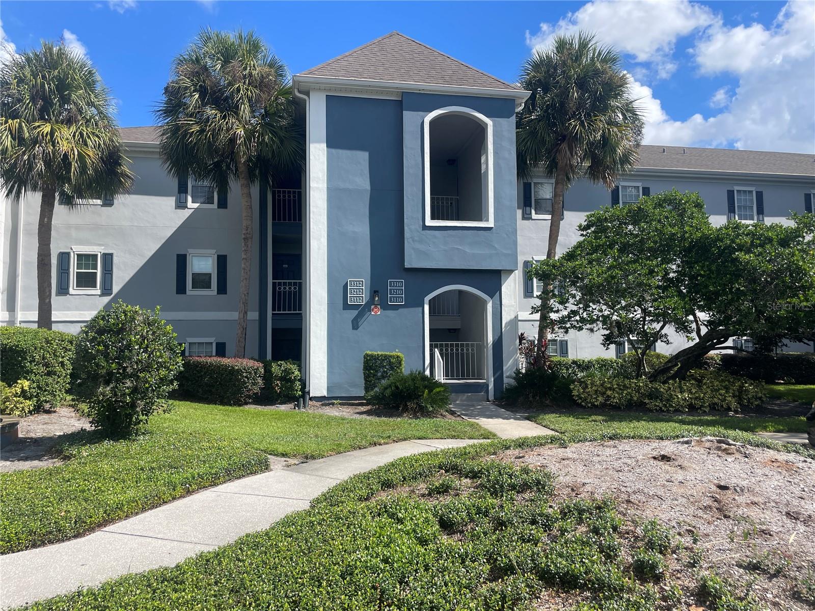 Image 2 of 32 For 3210 Clubside Drive 3210