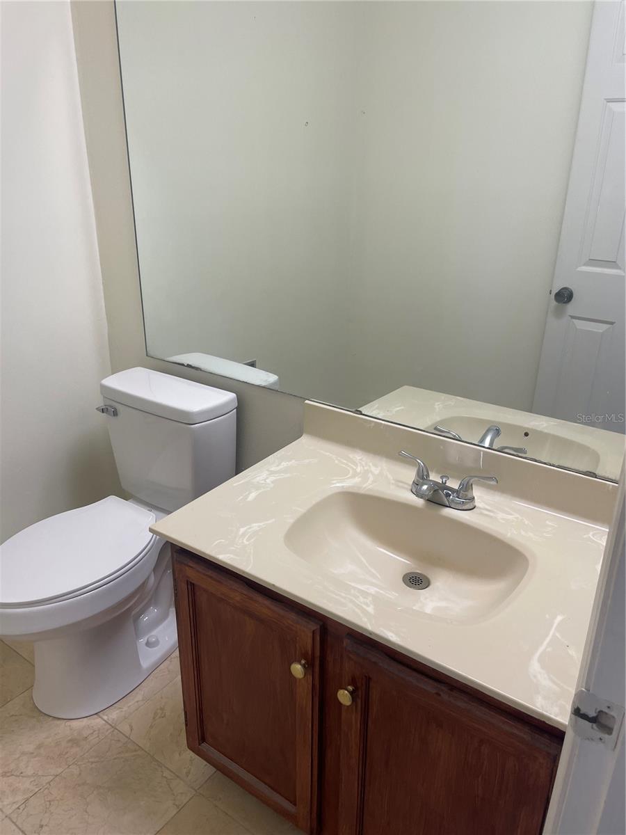 Image 7 of 32 For 3210 Clubside Drive 3210