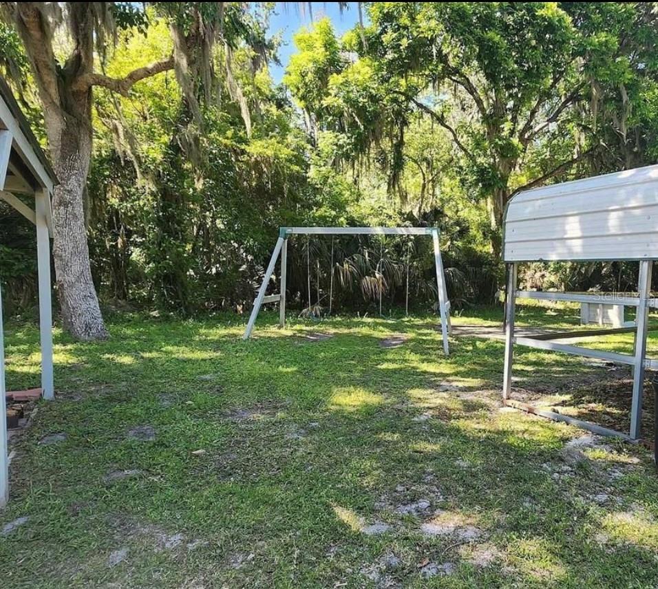Image 13 of 15 For 731 Paradise Boulevard