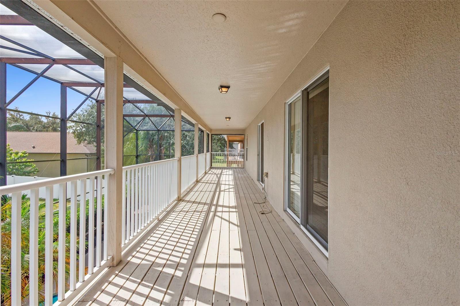Image 18 of 51 For 15412 Grand Haven Drive