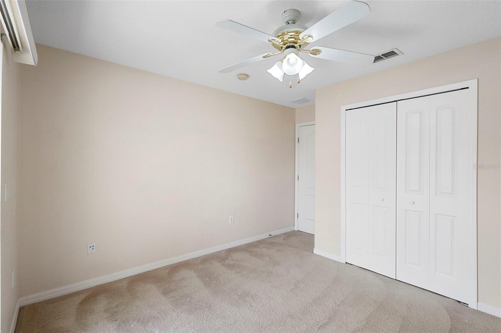 Image 22 of 51 For 15412 Grand Haven Drive