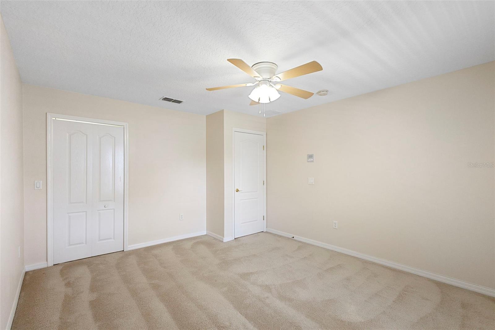 Image 29 of 51 For 15412 Grand Haven Drive