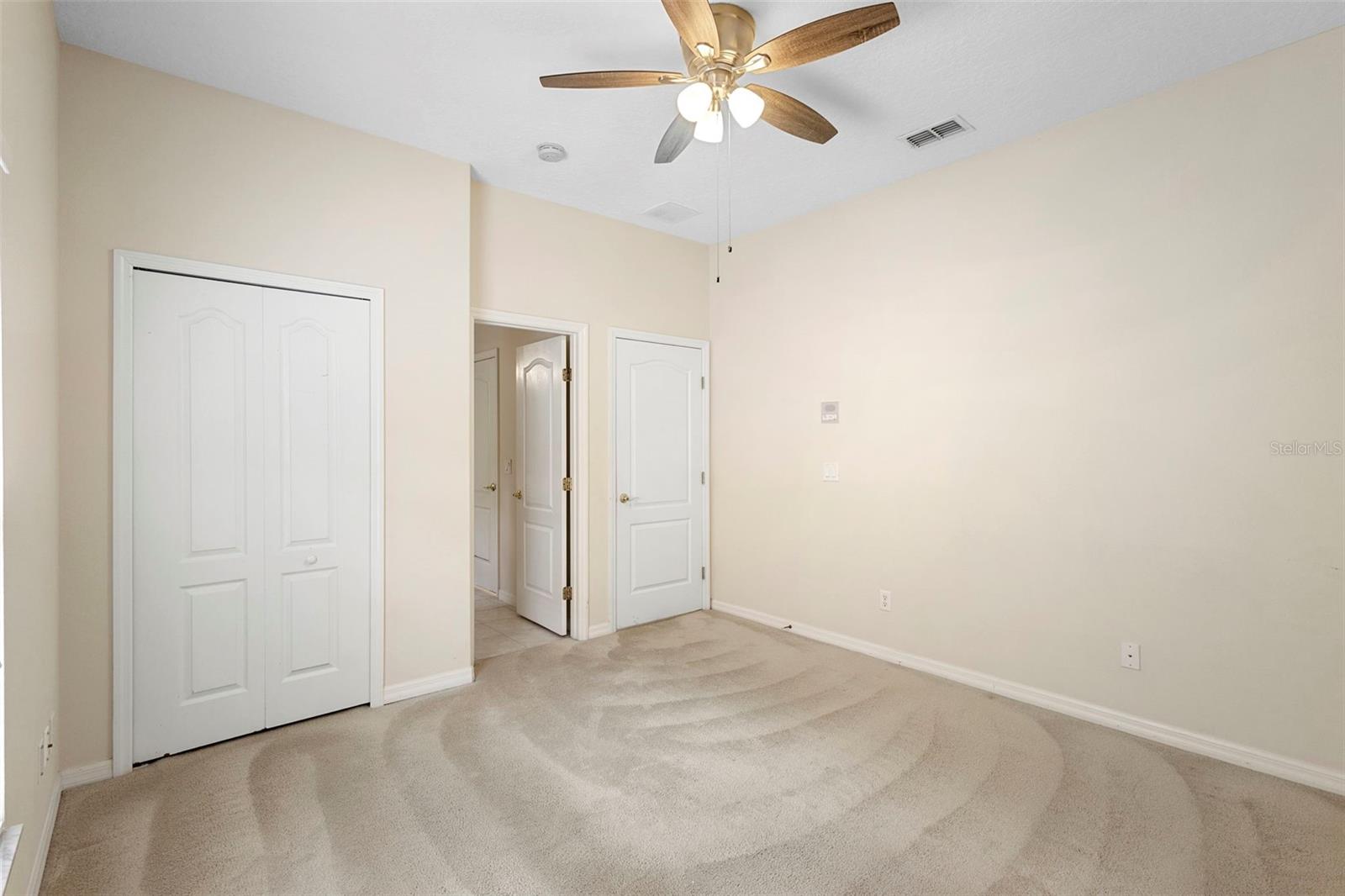 Image 34 of 51 For 15412 Grand Haven Drive