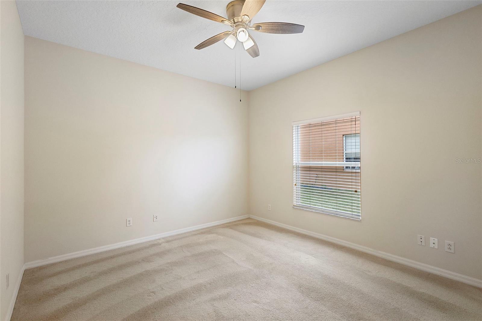 Image 35 of 51 For 15412 Grand Haven Drive