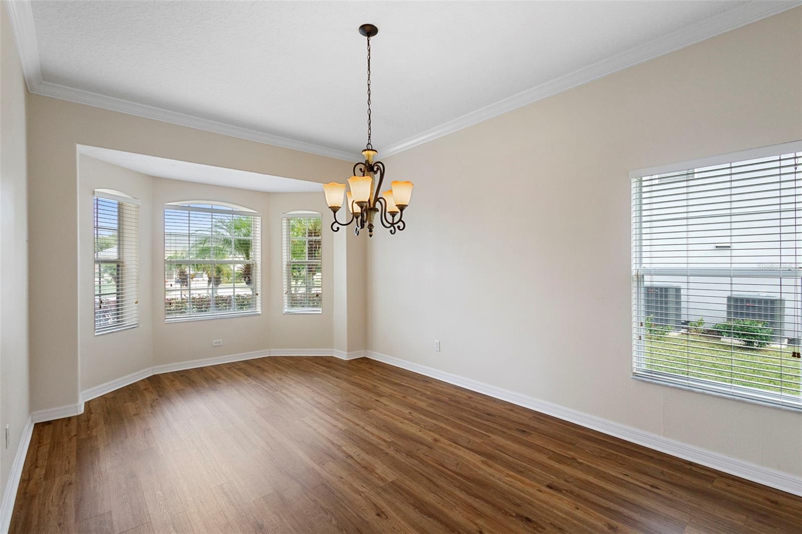 Image 39 of 51 For 15412 Grand Haven Drive