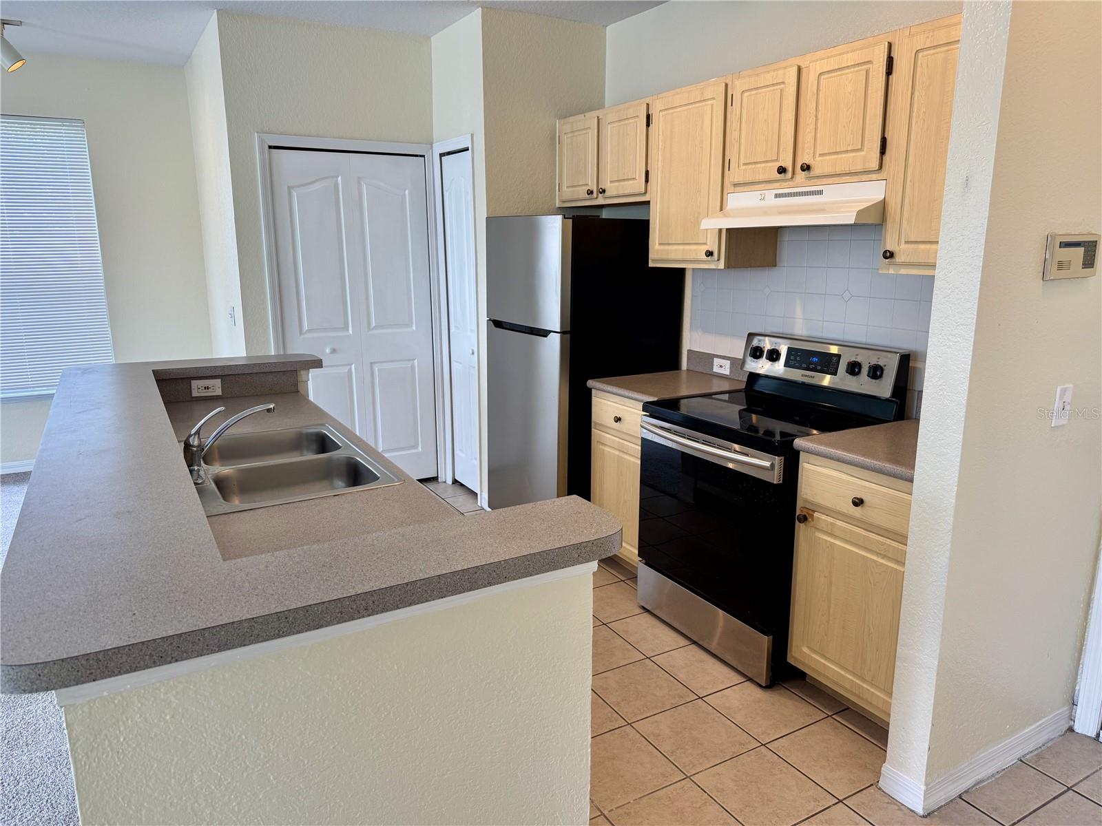 Image 11 of 16 For 2718 Maitland Crossing Way 202