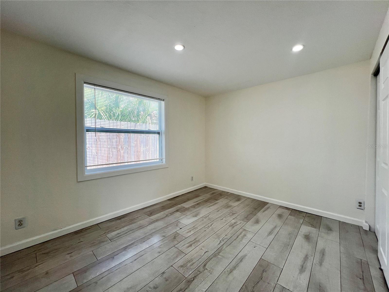 Image 13 of 25 For 1716 Nassau Street