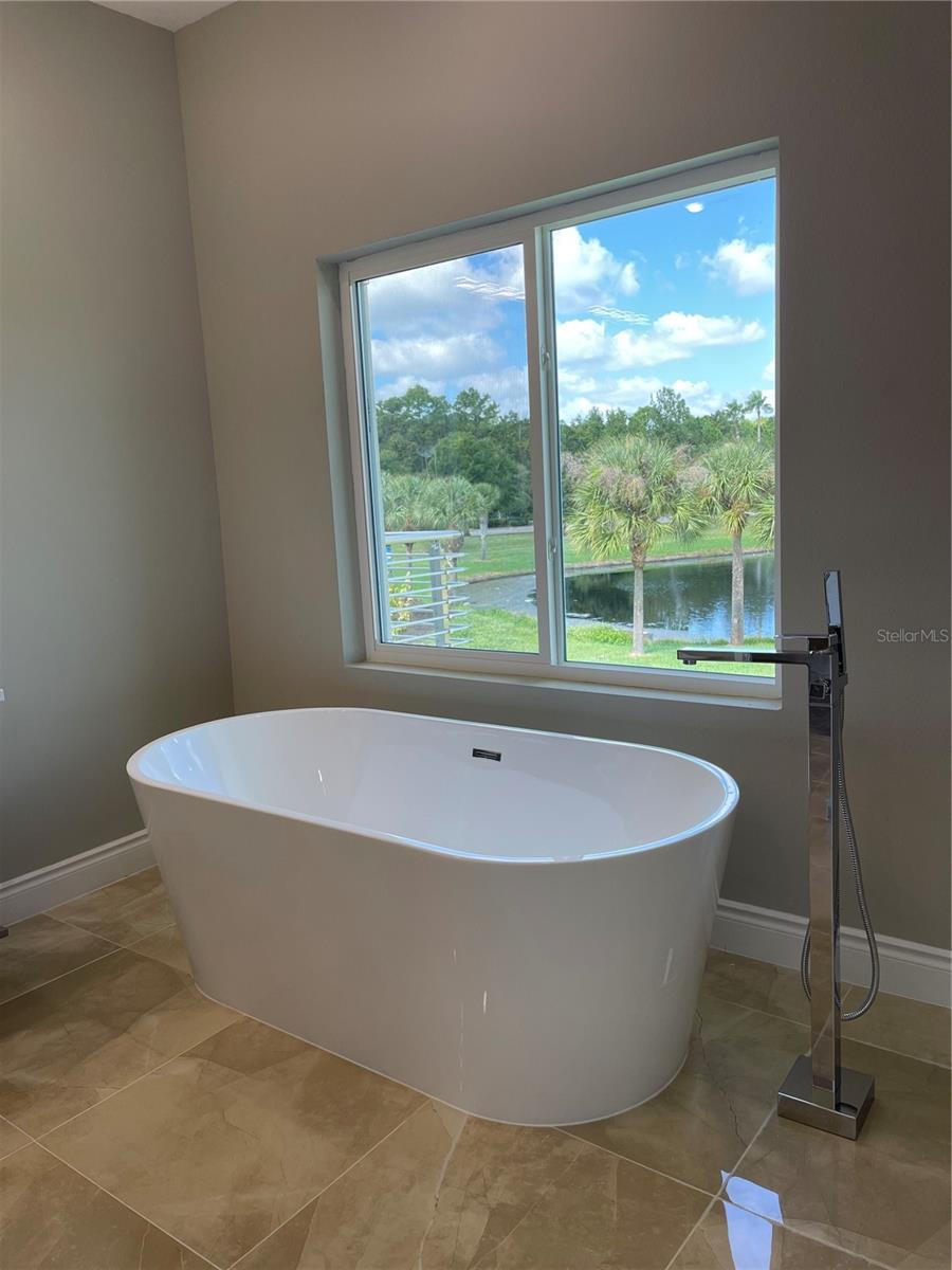 Image 19 of 42 For 1810 Brentwood Court