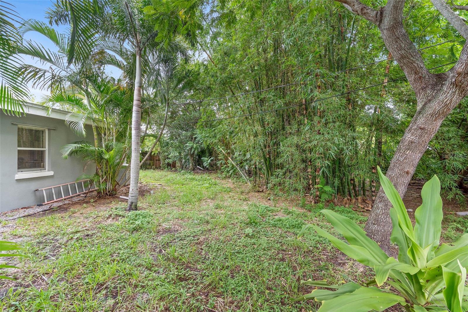Image 41 of 52 For 1918 Grace Avenue