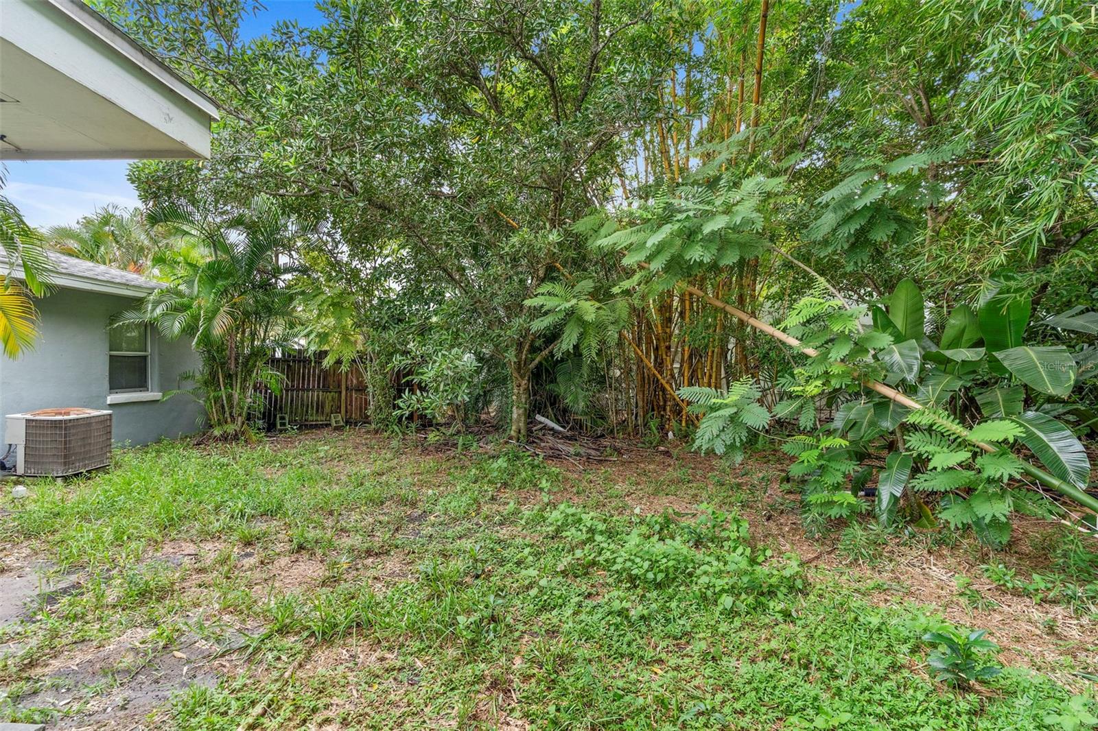Image 43 of 52 For 1918 Grace Avenue