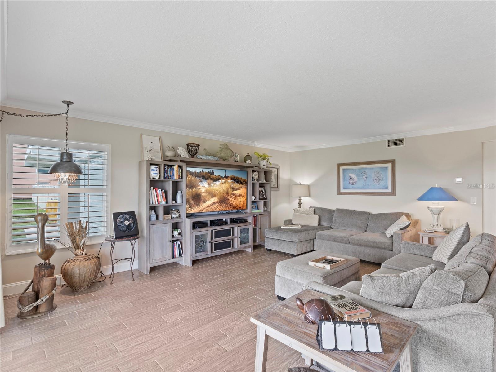 Image 11 of 29 For 650 Atlantic Avenue 103