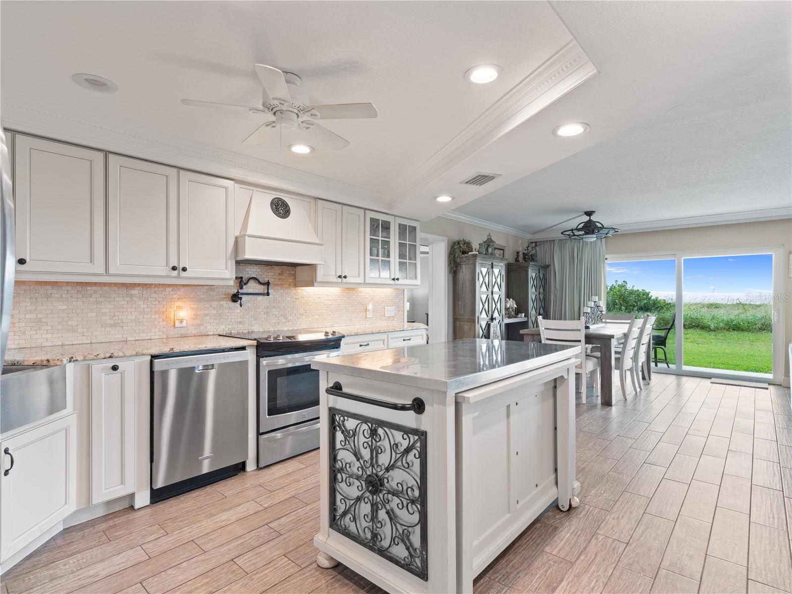 Image 18 of 29 For 650 Atlantic Avenue 103