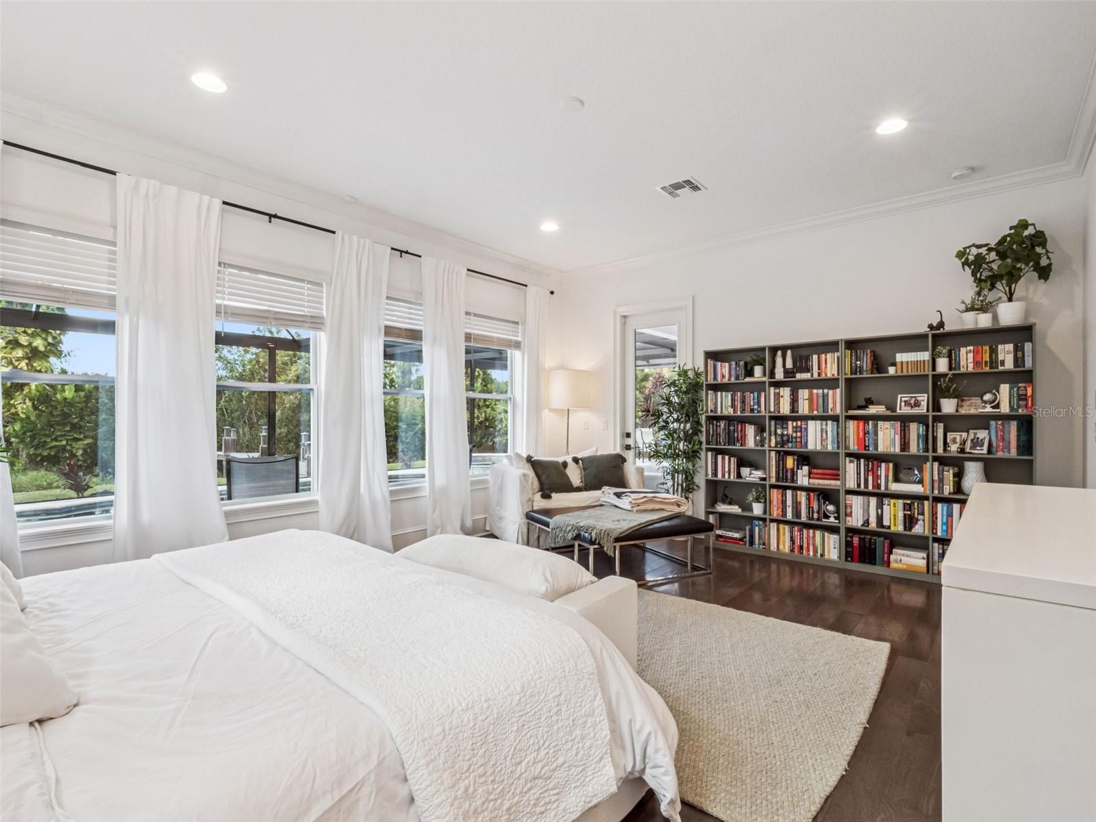 Image 39 of 84 For 9072 Bradleigh Drive