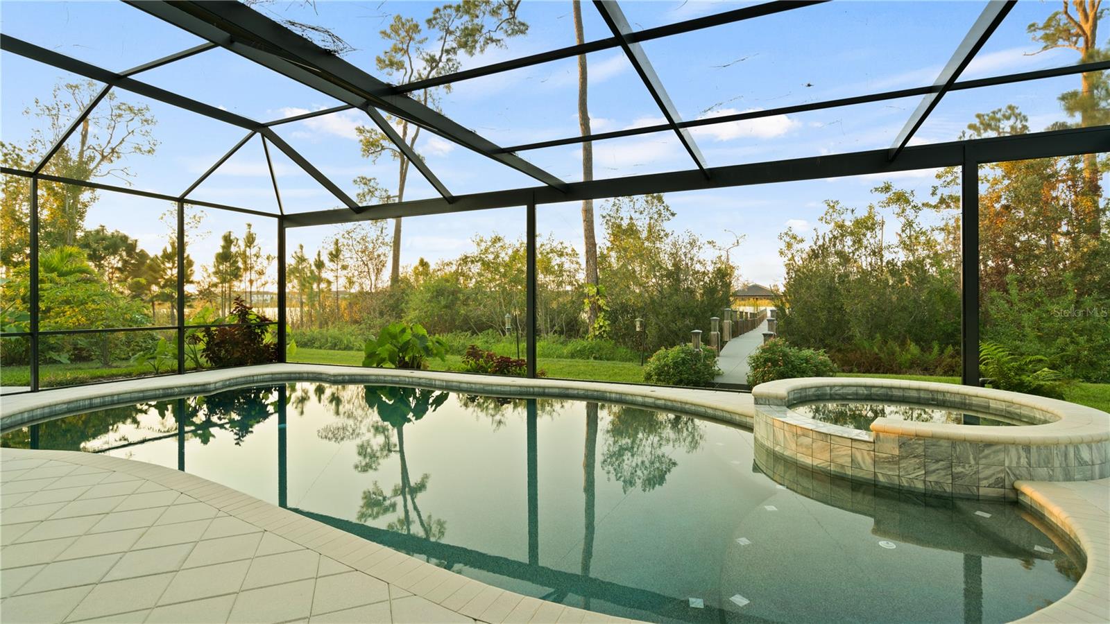 Image 4 of 15 For 9072 Bradleigh Drive