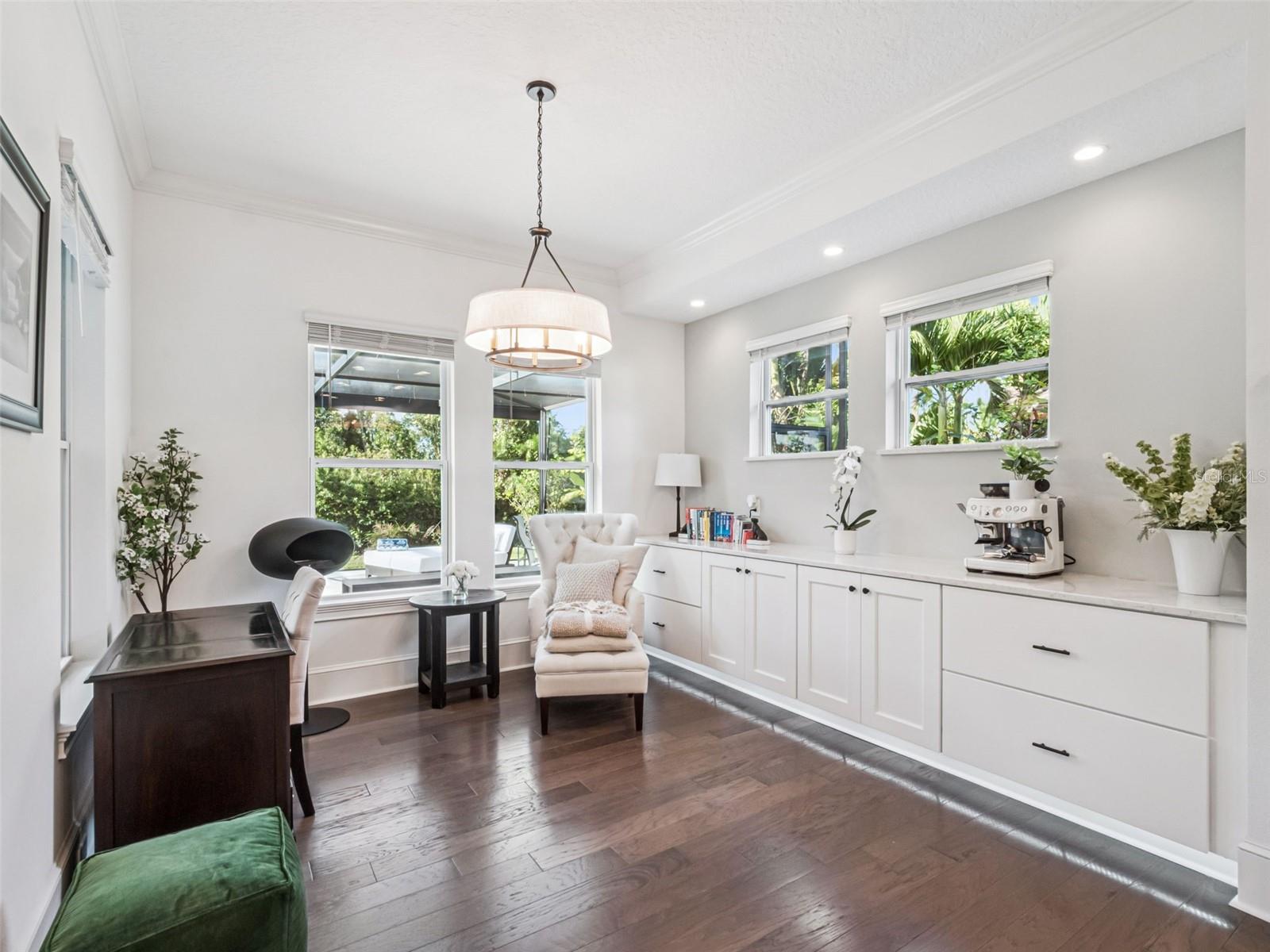 Image 47 of 84 For 9072 Bradleigh Drive