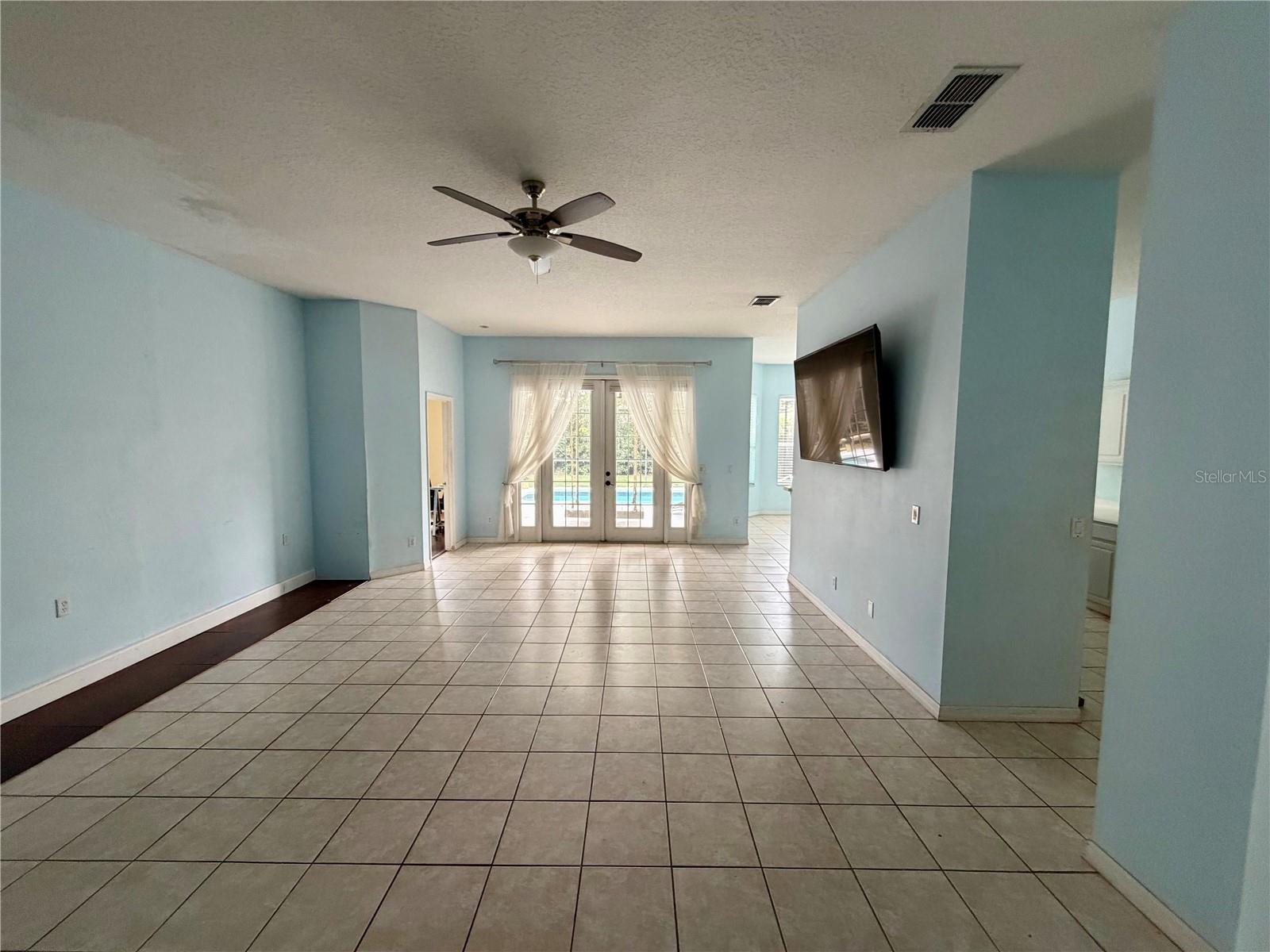 Image 6 of 31 For 1756 Cherry Ridge Drive