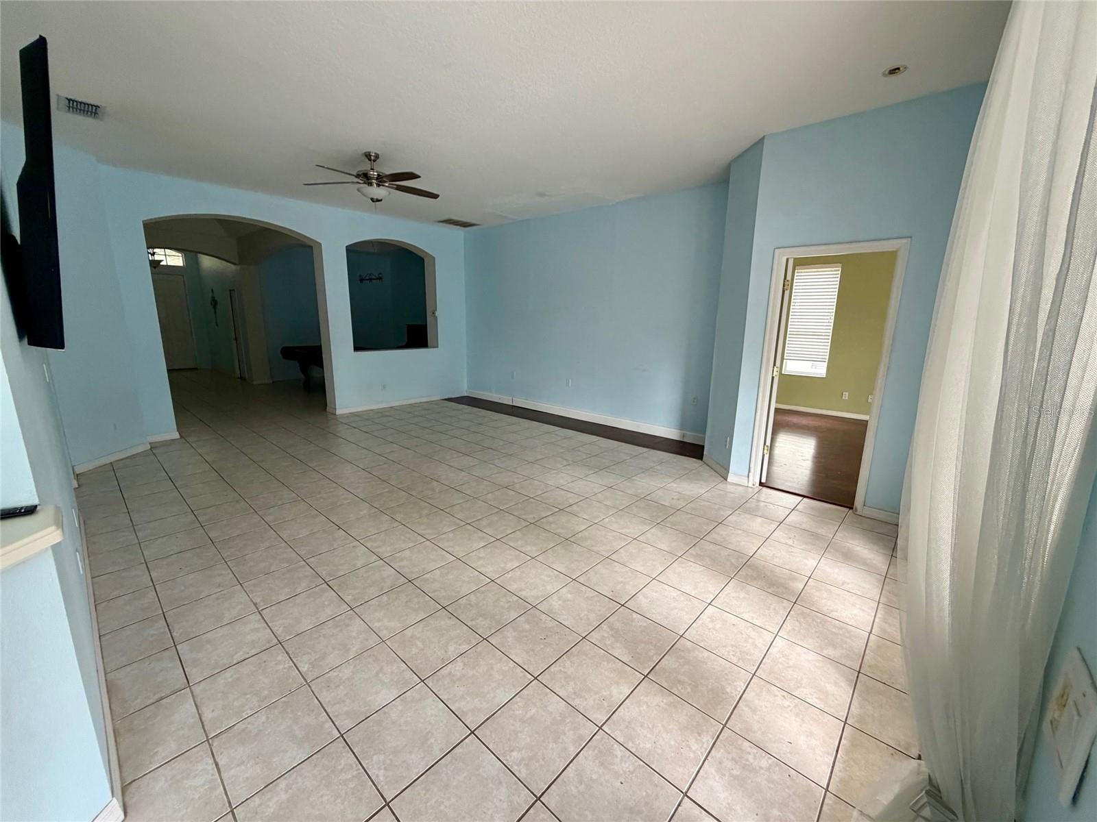 Image 7 of 31 For 1756 Cherry Ridge Drive