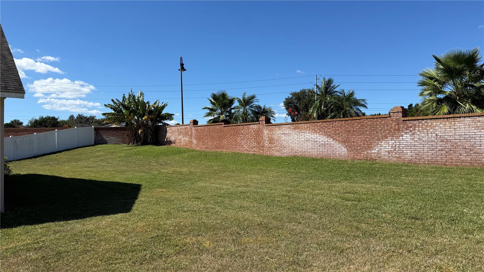 Image 4 of 40 For 7965 Golden Pond Court