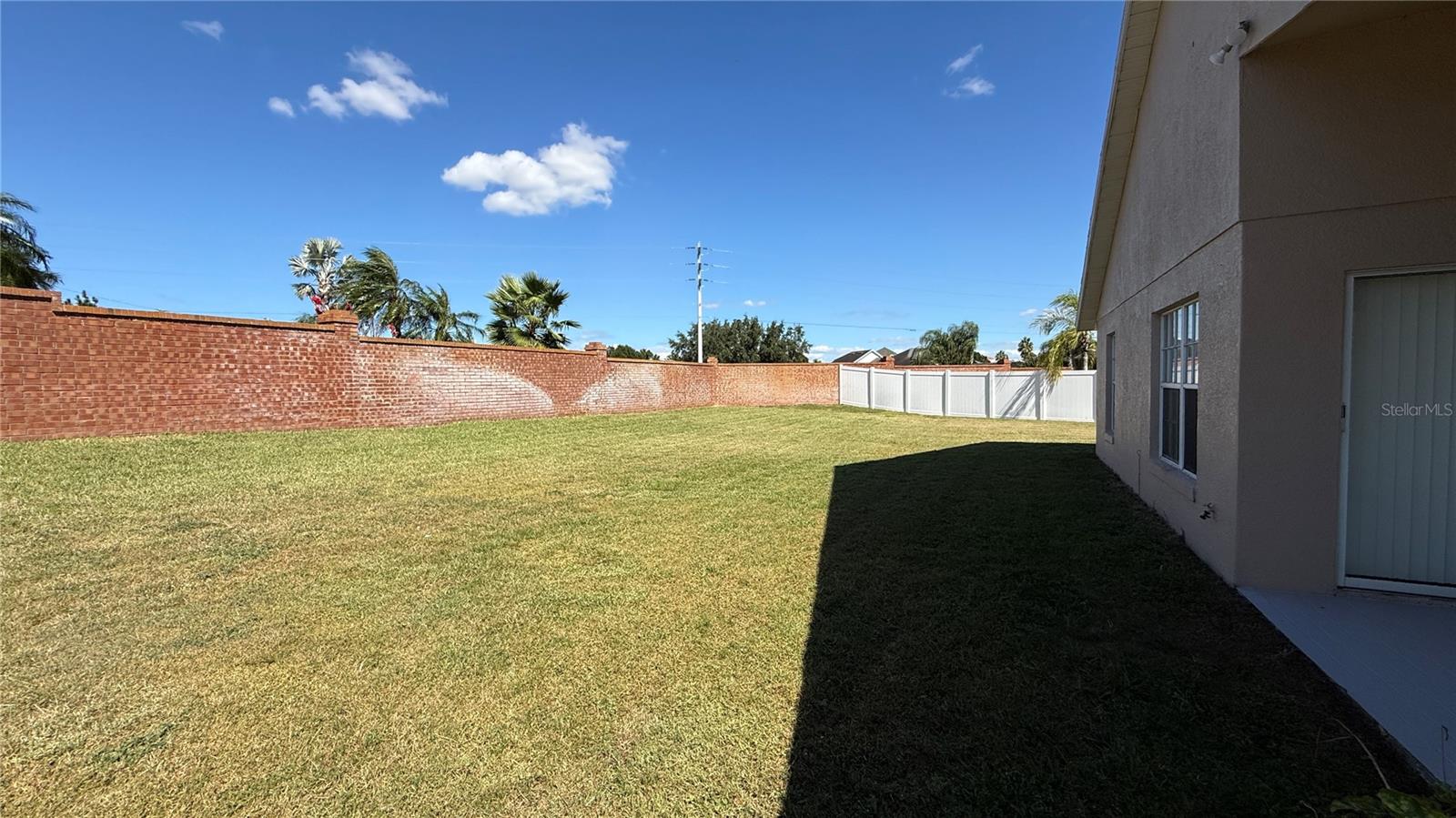 Image 5 of 40 For 7965 Golden Pond Court