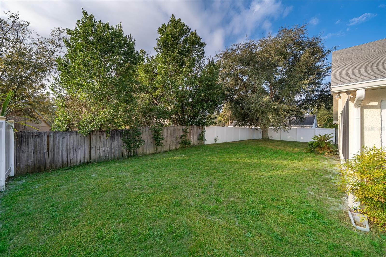 Image 23 of 30 For 8074 Dressage Drive