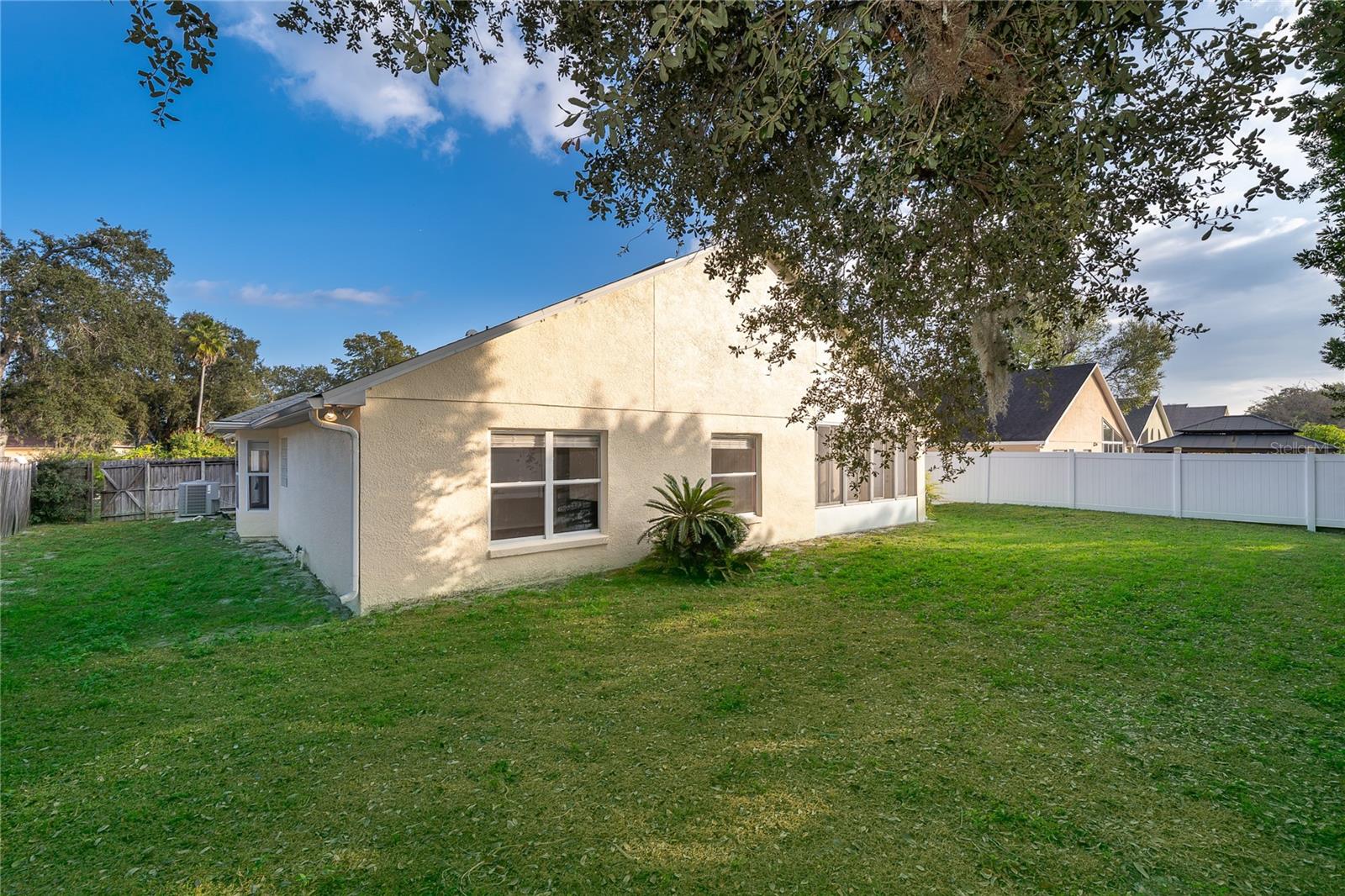 Image 24 of 30 For 8074 Dressage Drive