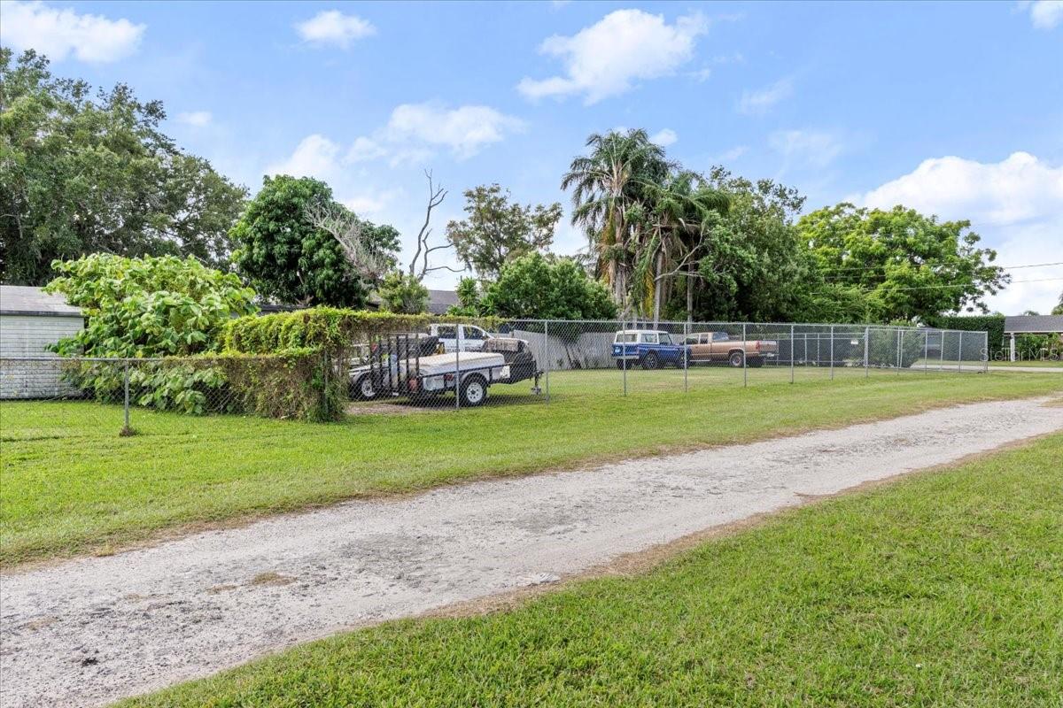 Image 4 of 6 For 1225 Susannah Blvd