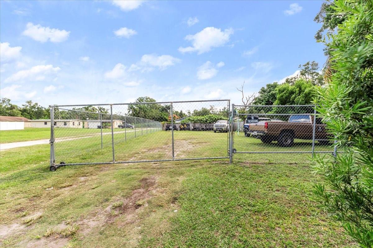 Image 5 of 6 For 1225 Susannah Blvd