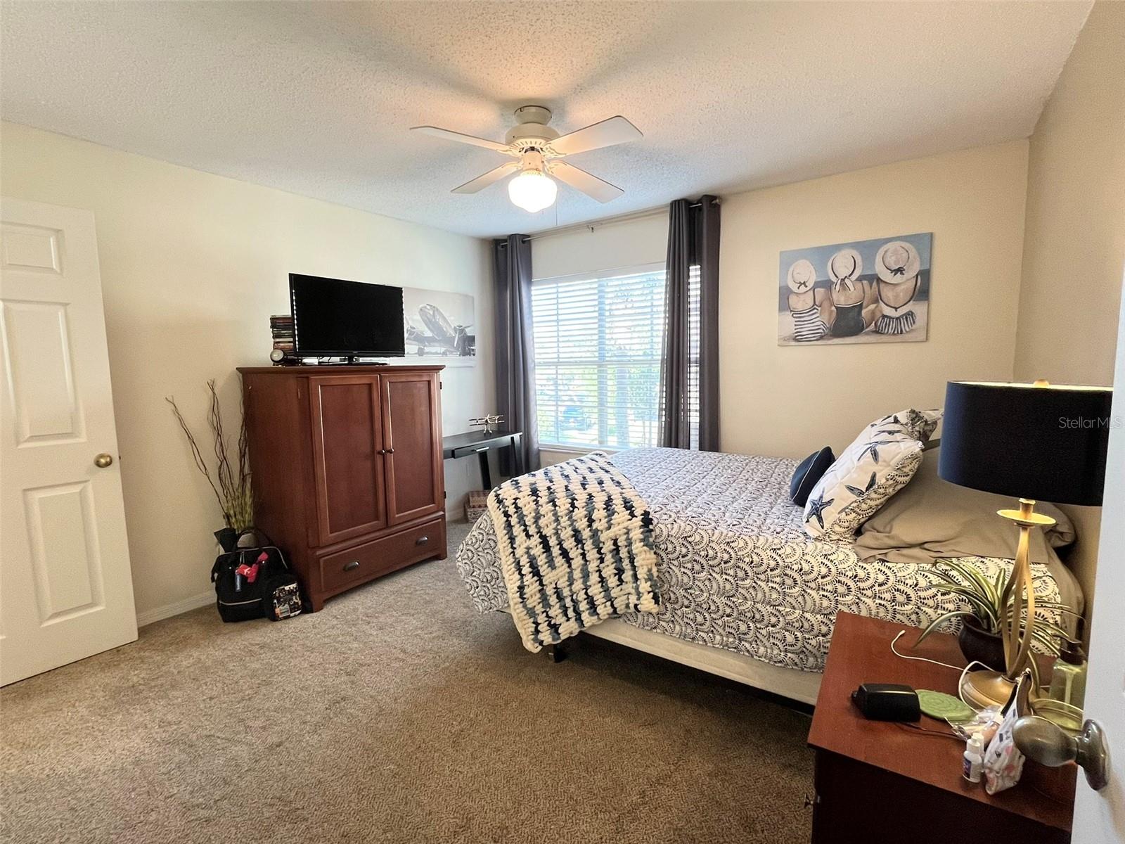 Image 10 of 14 For 1969 Summer Club Drive 201