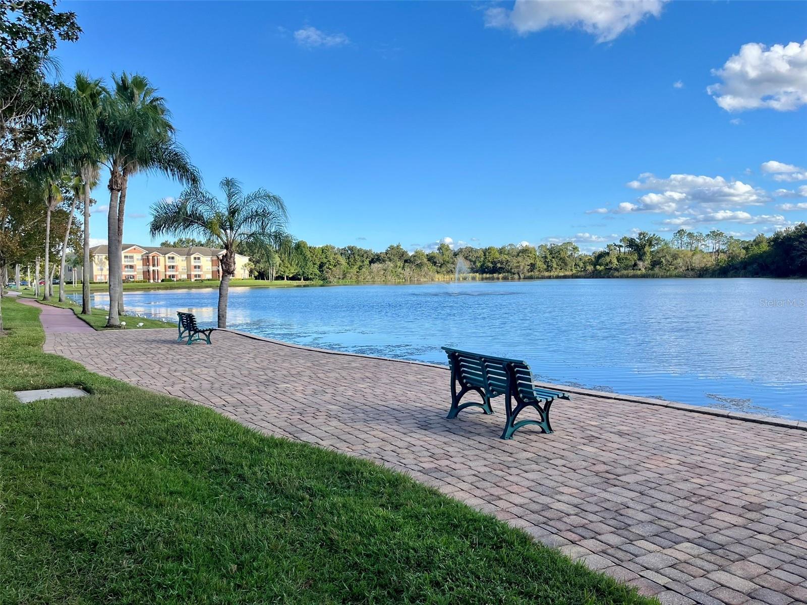 Image 14 of 14 For 1969 Summer Club Drive 201