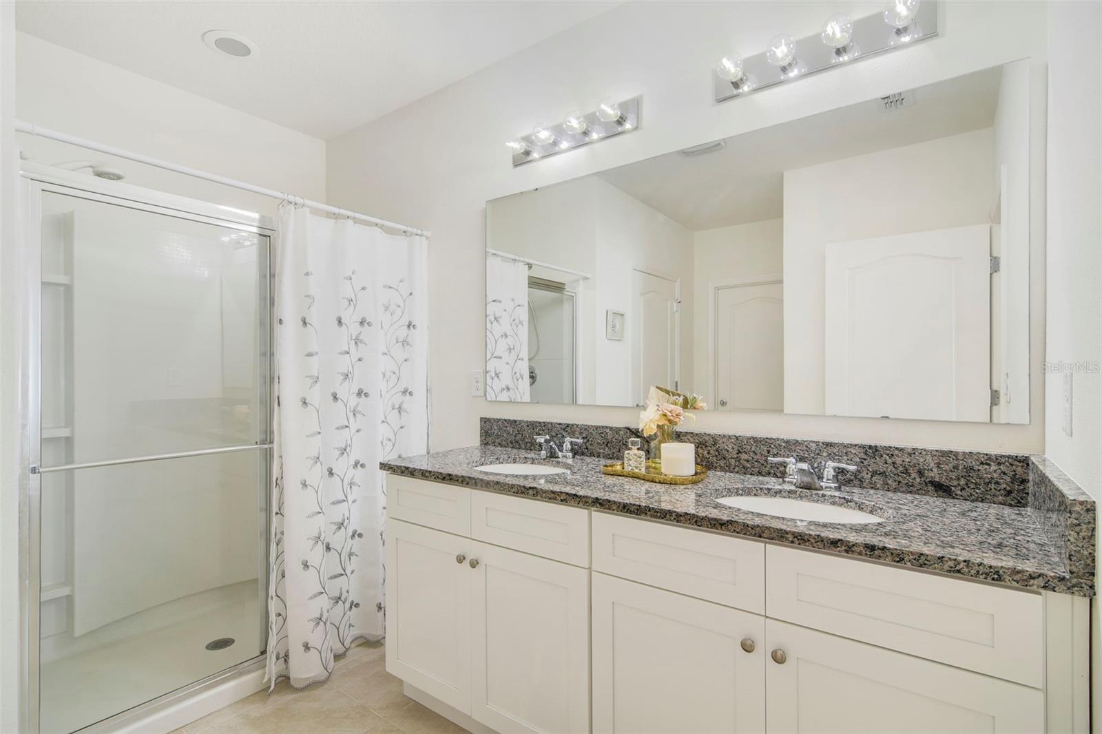 Image 12 of 19 For 5115 Star Ruby Avenue