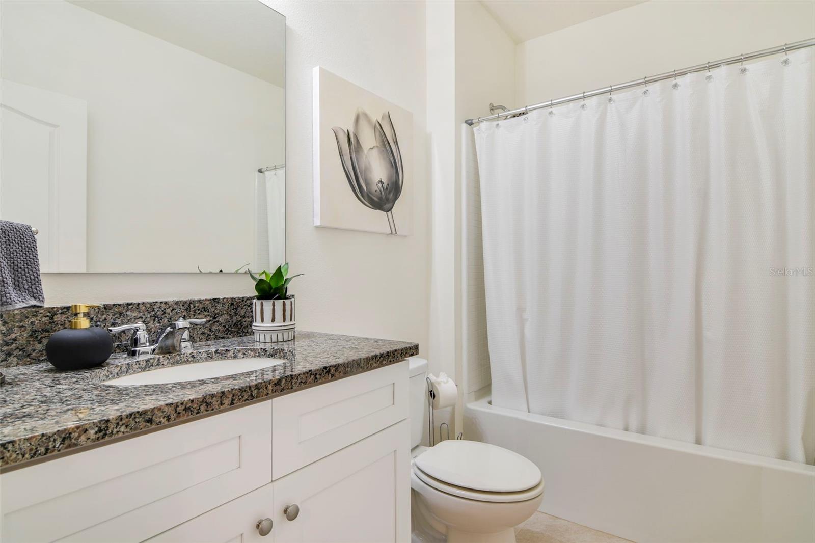 Image 6 of 19 For 5115 Star Ruby Avenue