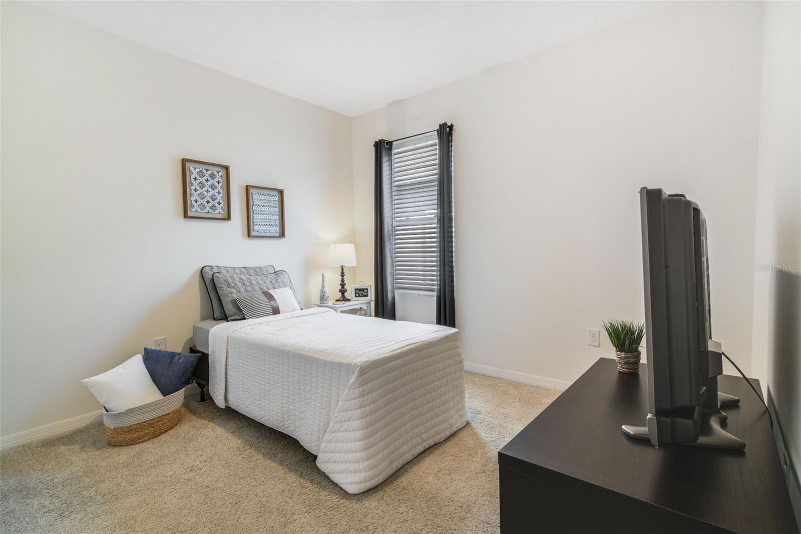 Image 7 of 19 For 5115 Star Ruby Avenue