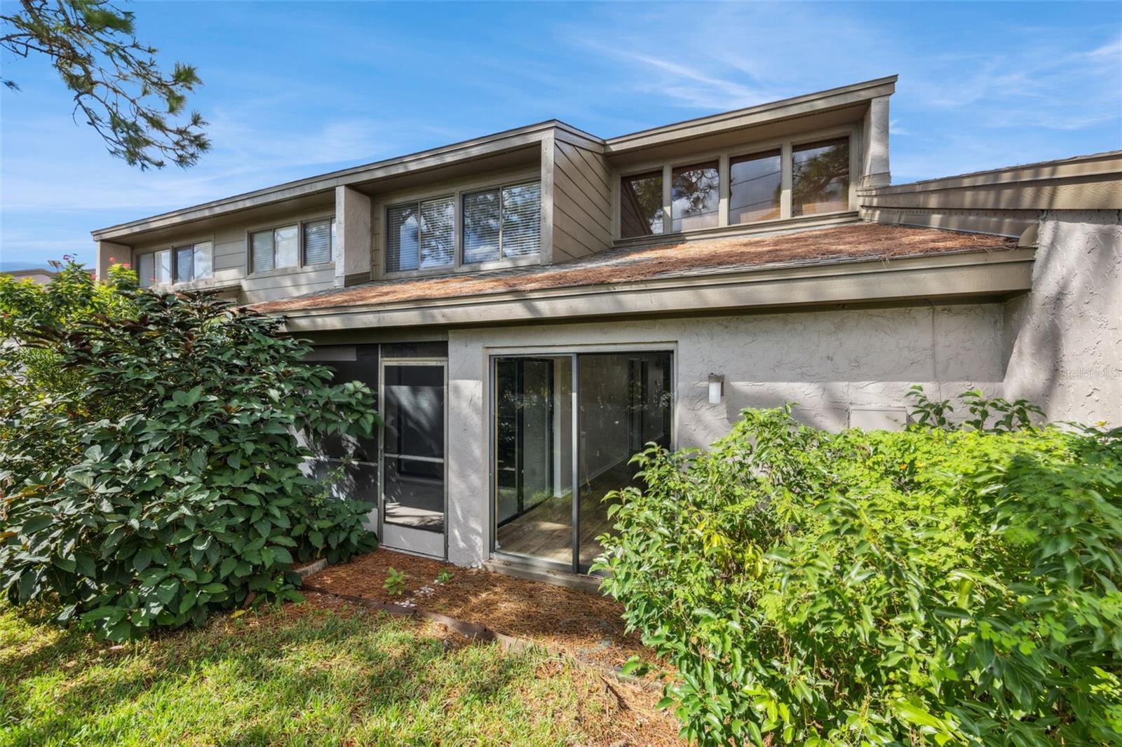 Image 21 of 21 For 685 Woodridge Drive