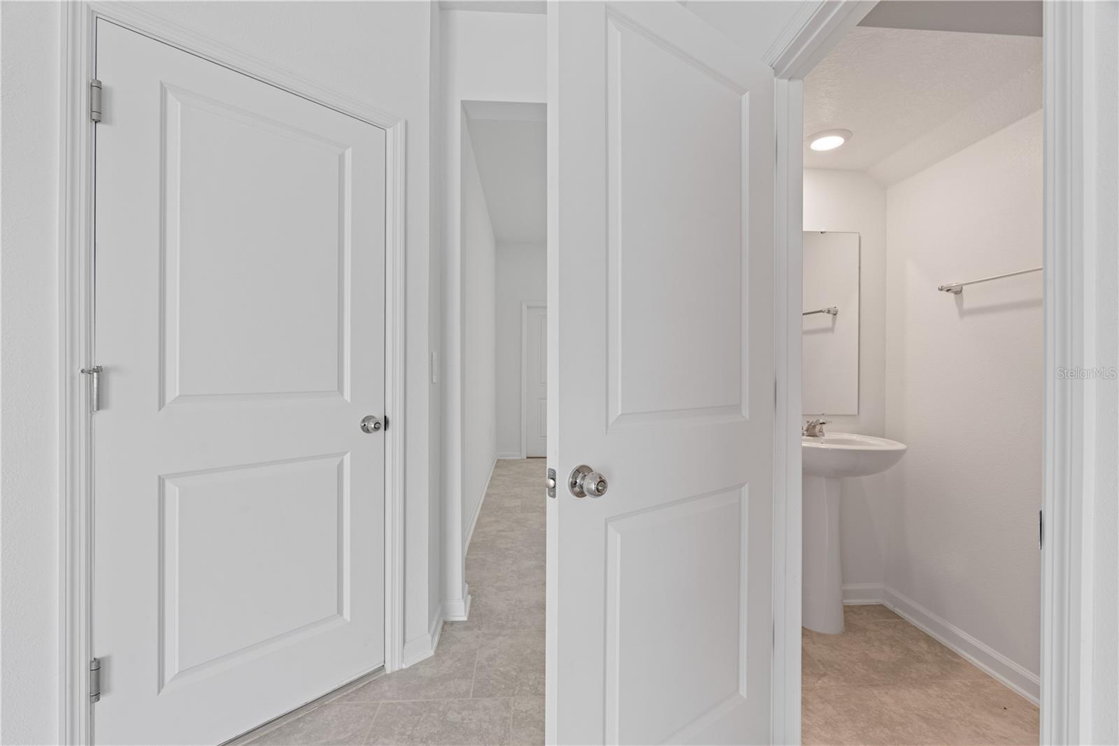 Image 5 of 36 For 2716 Pierr Street