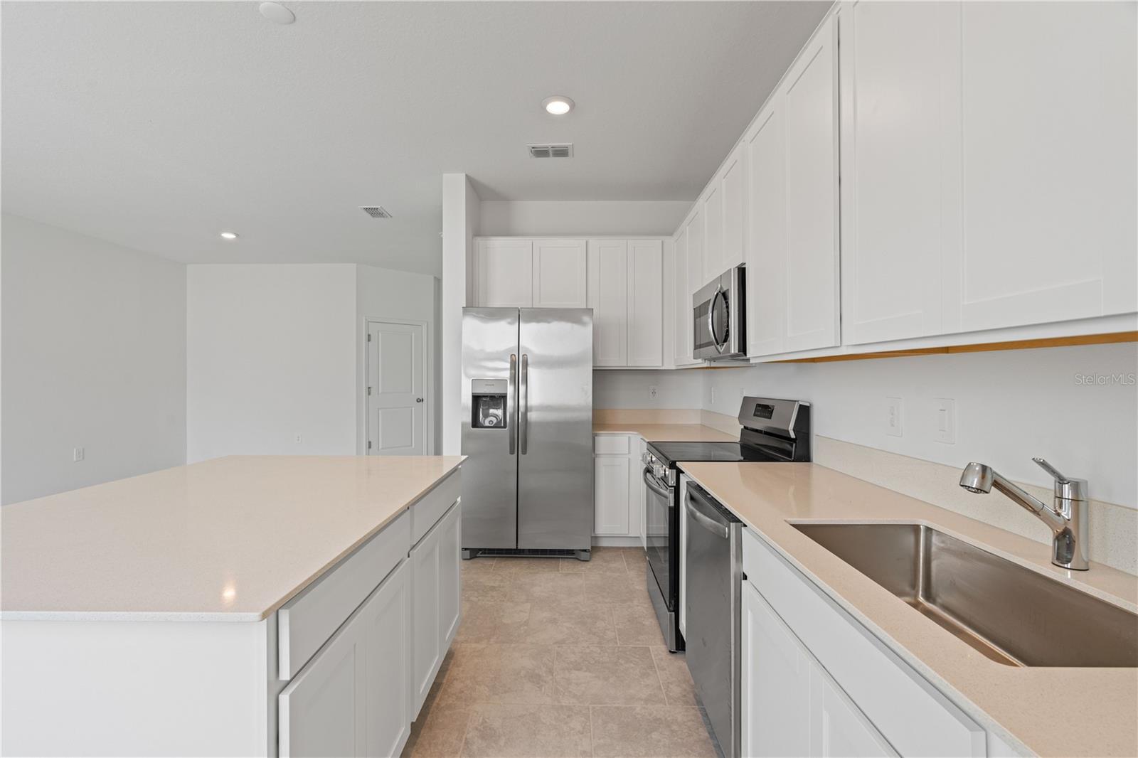 Image 9 of 36 For 2716 Pierr Street