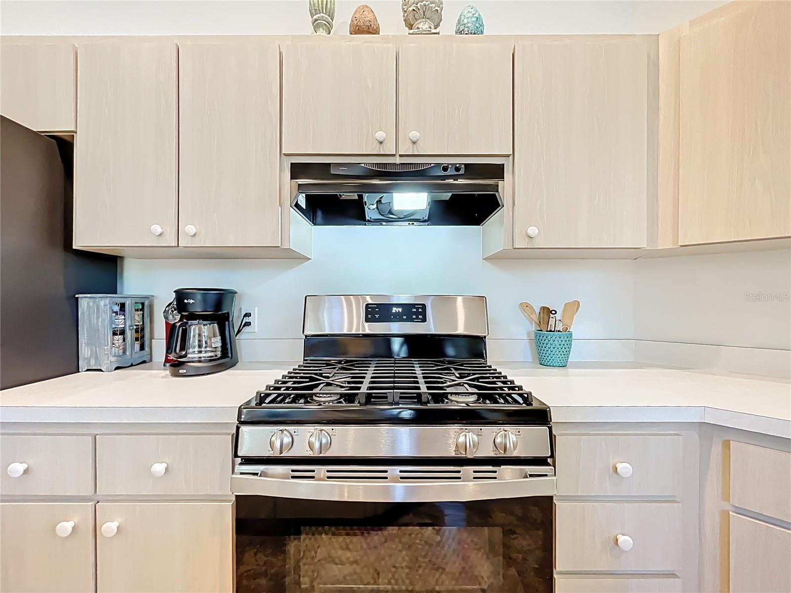 Image 11 of 47 For 1102 Mizell Road