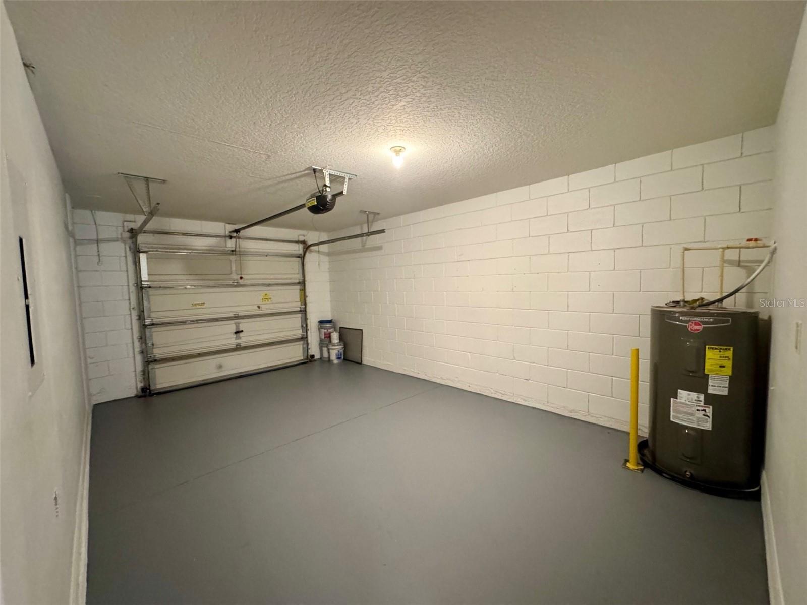 Image 17 of 18 For 6320 Windsor Lake Circle