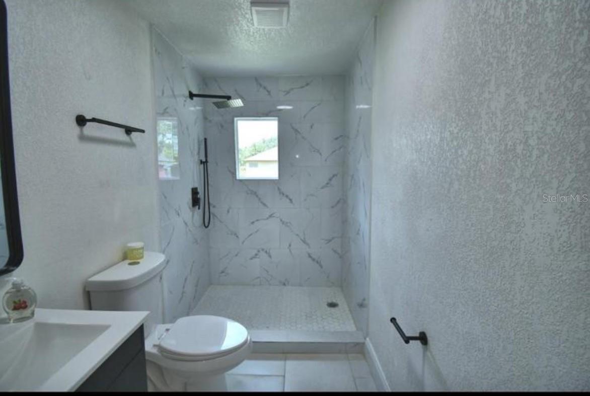 Image 4 of 7 For 1104 8th Street